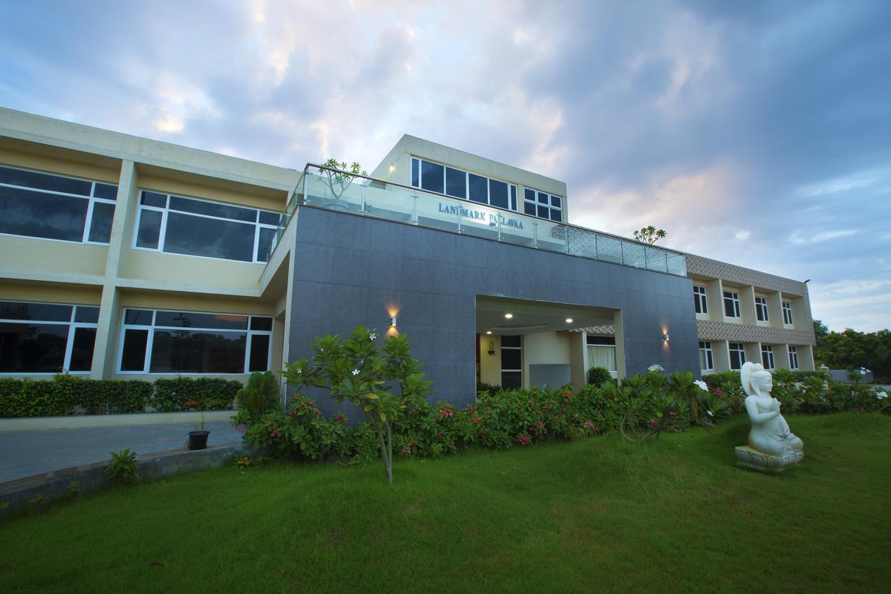 Landmark Pallavaa Beach Resorts Mahabalipuram Zewnętrze zdjęcie